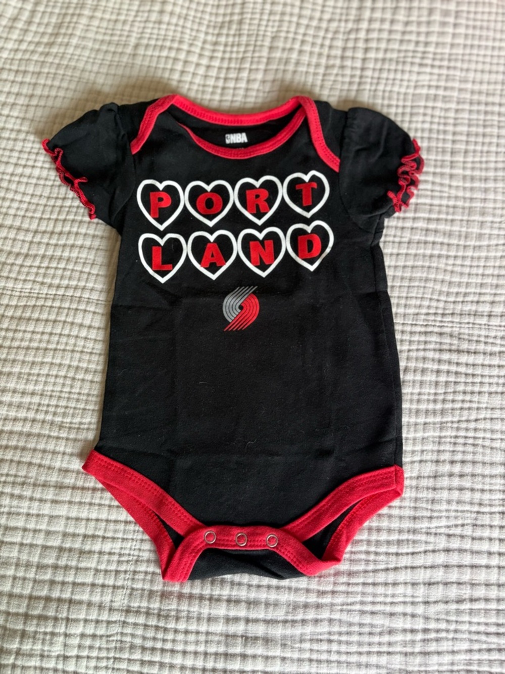 NBA Portland Trail Blazers Baby One-Piece Bodysuit in Black/Red. 12 months.